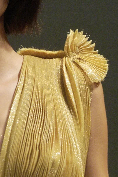 Look 37